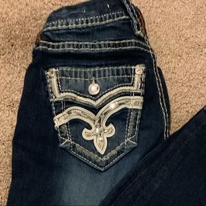 Worn but in good condition Rock Revival jeans sz27